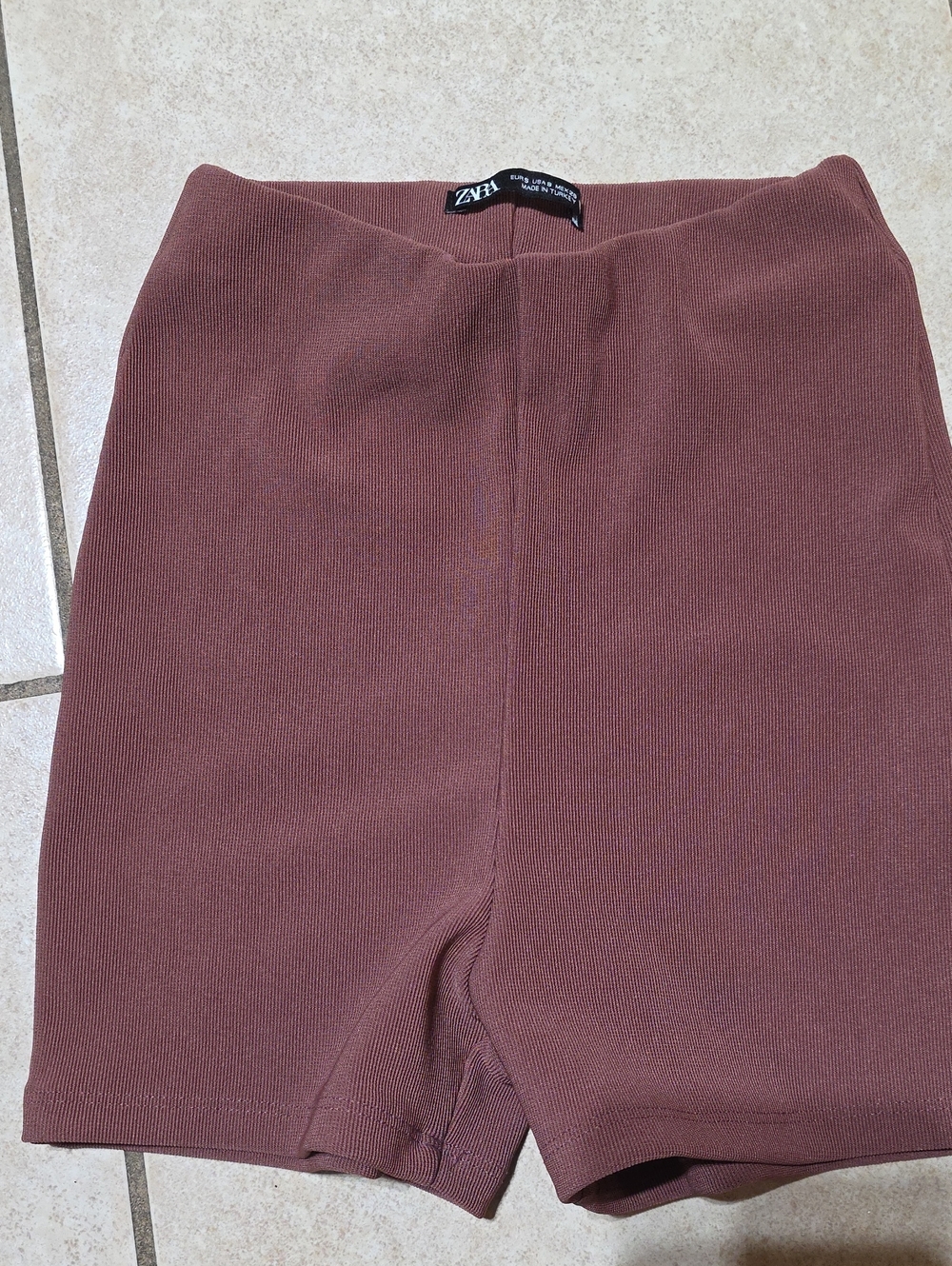 ZARA Ribbed High-Waist Biker Shorts in Mauve Brown